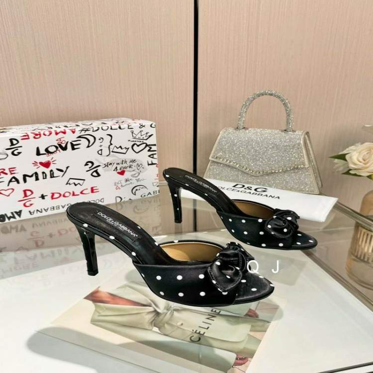 Picture of Dolce Gabbana Shoes _SKUDGsz35-40XJ06014475